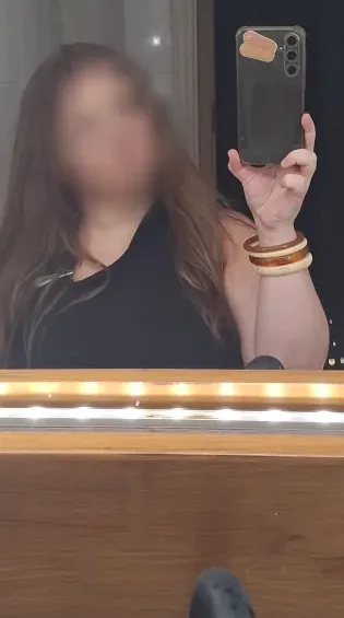 Daphne, 19