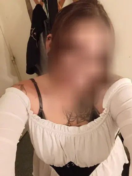 Leyla, 31
