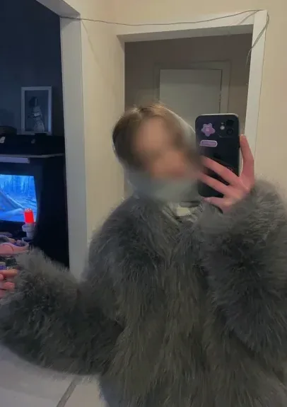 Naomi, 30