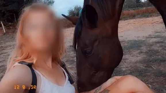 Roos, 33