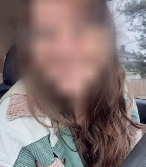 Sophie, 40